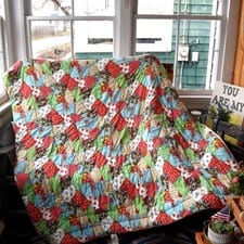 Vintage 1970s Patchwork Print Quilt 64x75 DuPont Dacron 88 Twin Comforter